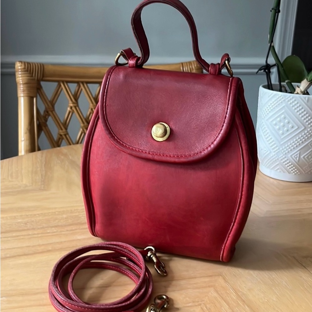 Authentic Coach RARE red vintage Derby bag. Style #9904.